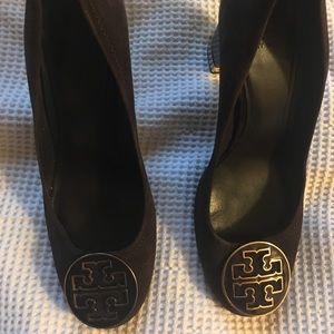 TORY BURCH chocolate brown heels